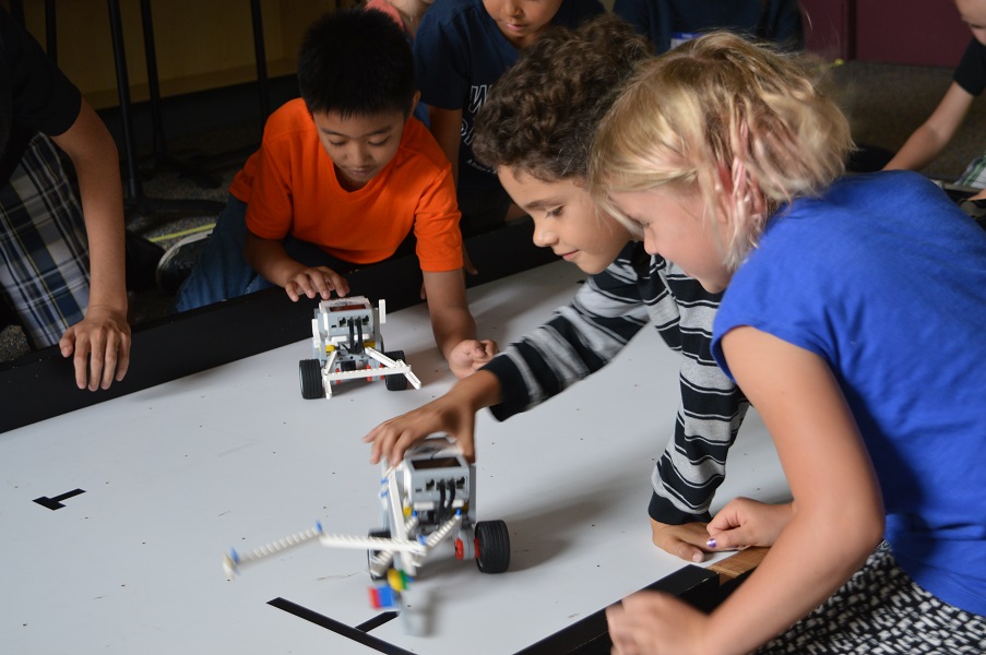 Robotics For Elementary Students: The Best Tools To Use – Blog