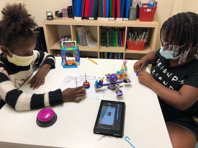 Girls build robots at Urban Scholars Academy Homework Club